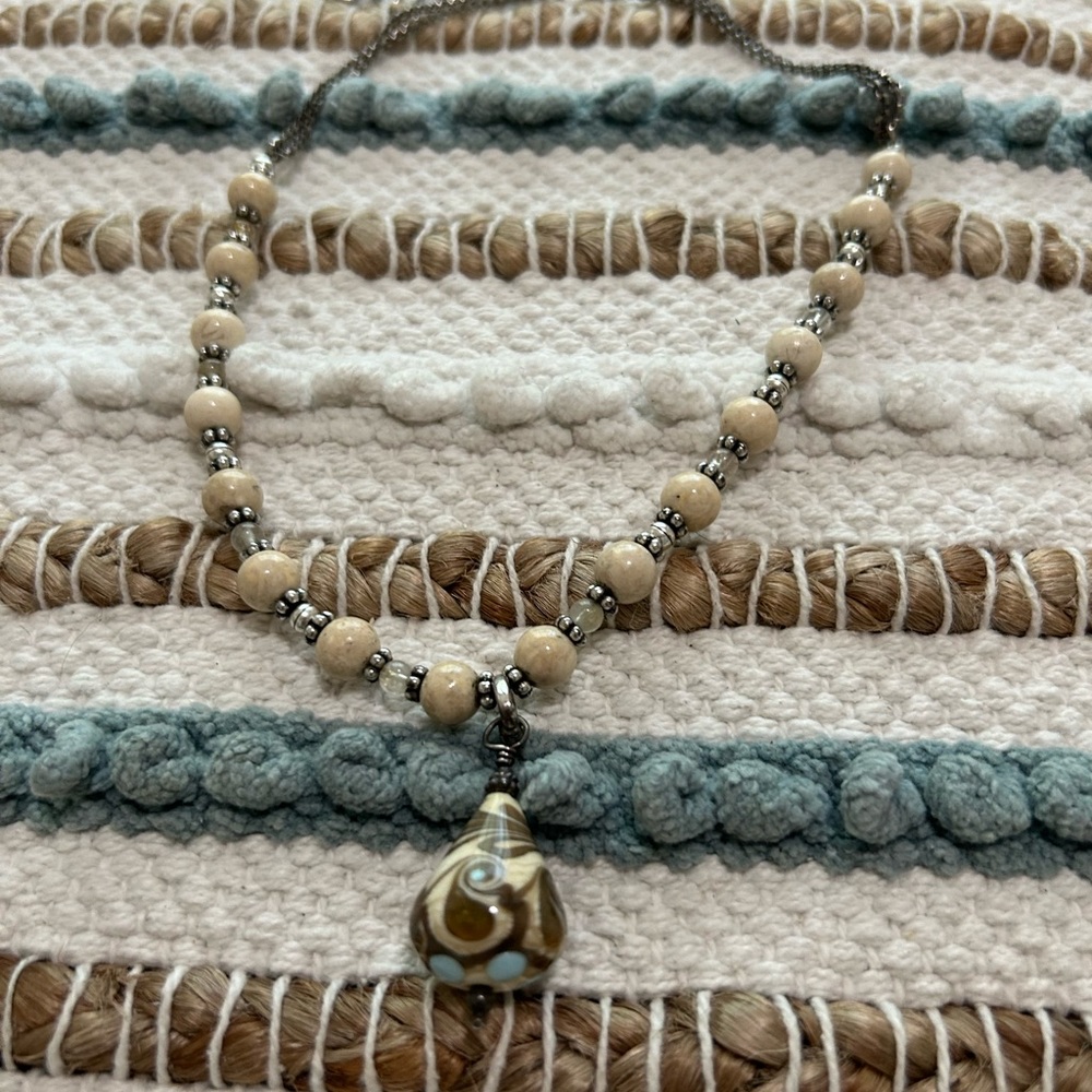 Beautiful unique hand painted bead necklace vintage one of a kind - Picture 6 of 6